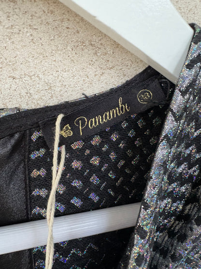 PANAMBI. Vestido estructura hilos