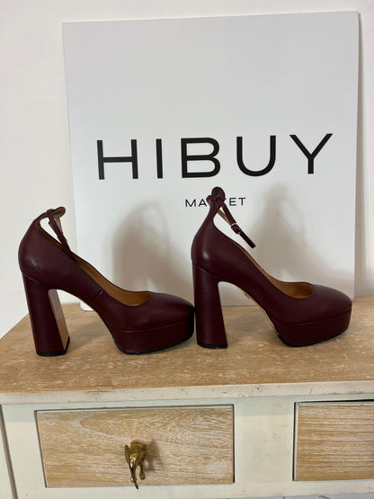 LOLA CRUZ. Burgundy leather platform pumps. Size 39