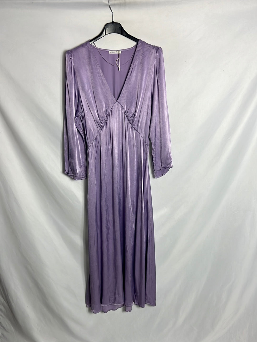 OYSHO. Vestido midi malva satinado. TM