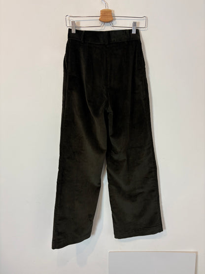 IPA BRAND. Pantalón pana pata ancha