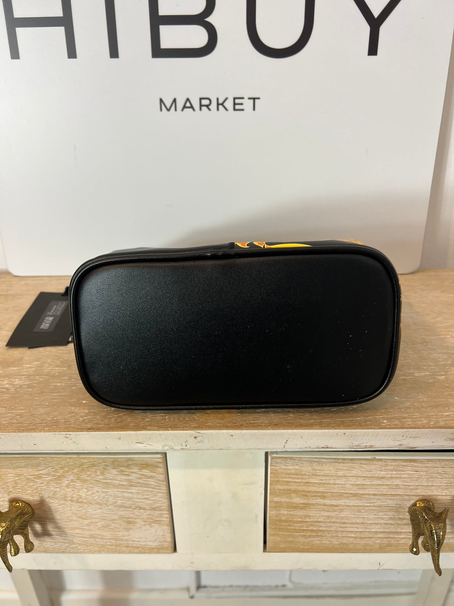 VERSACE JEANS COUTURE. Bolso negro detalle logo