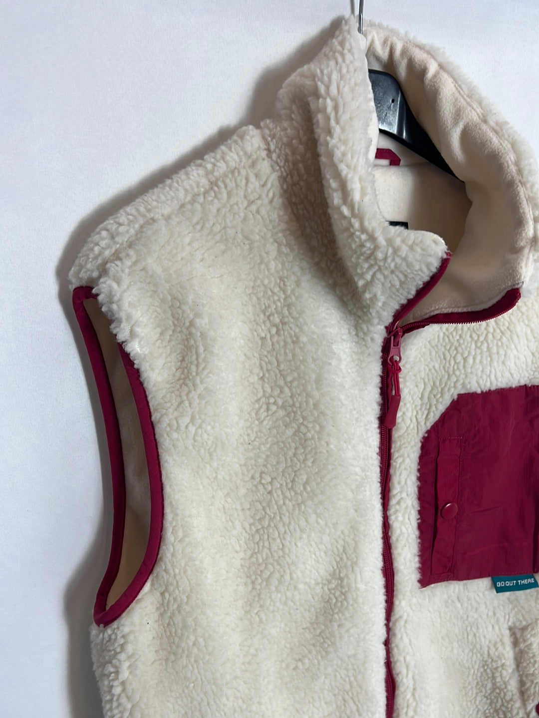 PULL&BEAR . Chaleco polar bicolor. T S