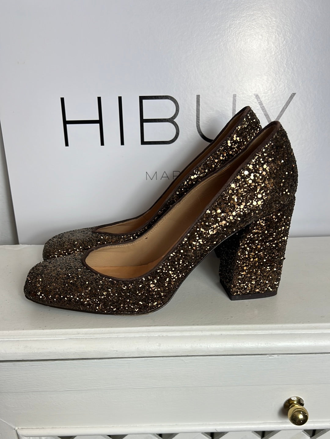 CASTAÑER. Zapato dorado purpurina T.39