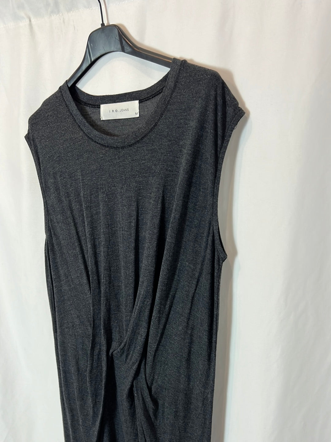 IRO. Long gray dress with gathered detail. TM