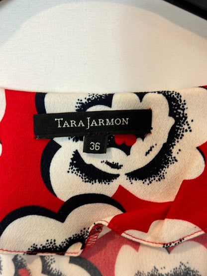 TARA JARMON. Vestido corto rojo flores. T 36