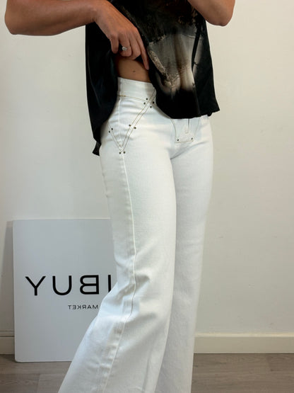 NÍCOLI. Denim blanco detalle costuras