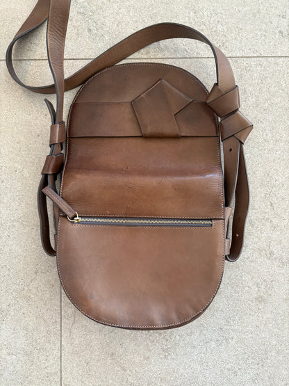 MALABABA. Bolso marrón piel asa larga