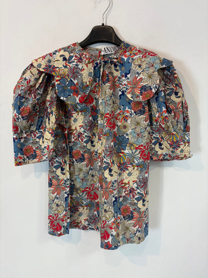 AMEÉ. Sleeveless fringed sweater S.(s)