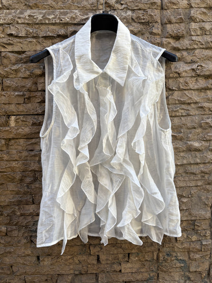 MANGO. Blusa textura volantes