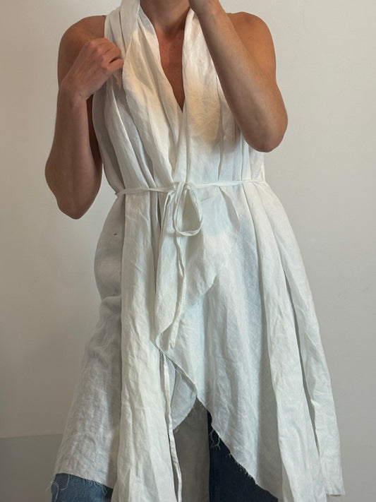 SON FINISTRA. Chaleco lino blanco