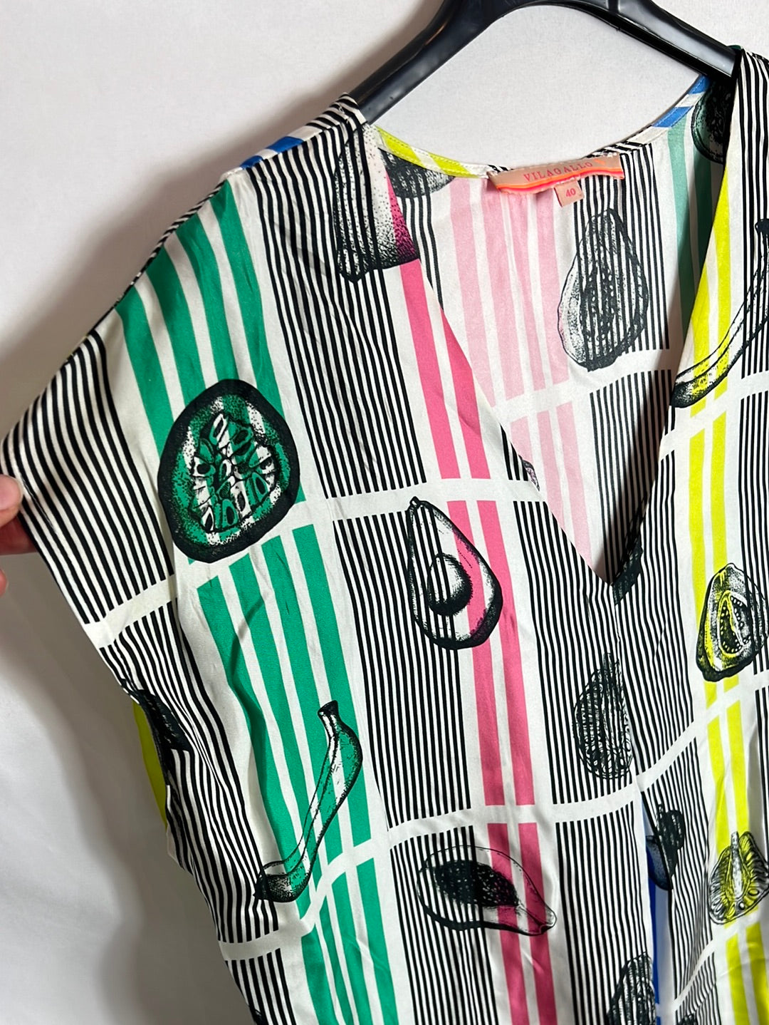 VILAGALLO. Printed silk dress in colors. Size 40