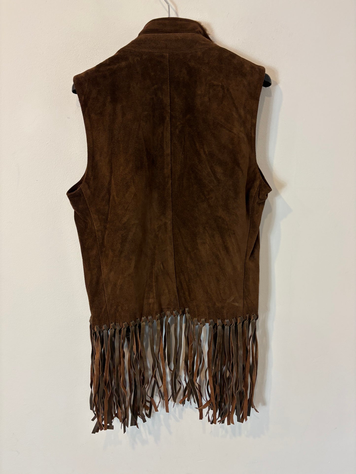 ANTONELLO SERIO. Brown leather vest with fringes. Size 40