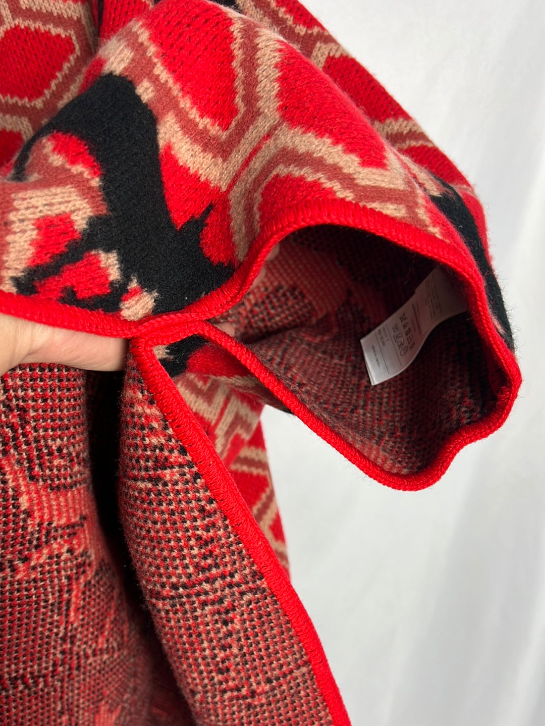 MISSONI. Red fox wool cape. TS (s/m)