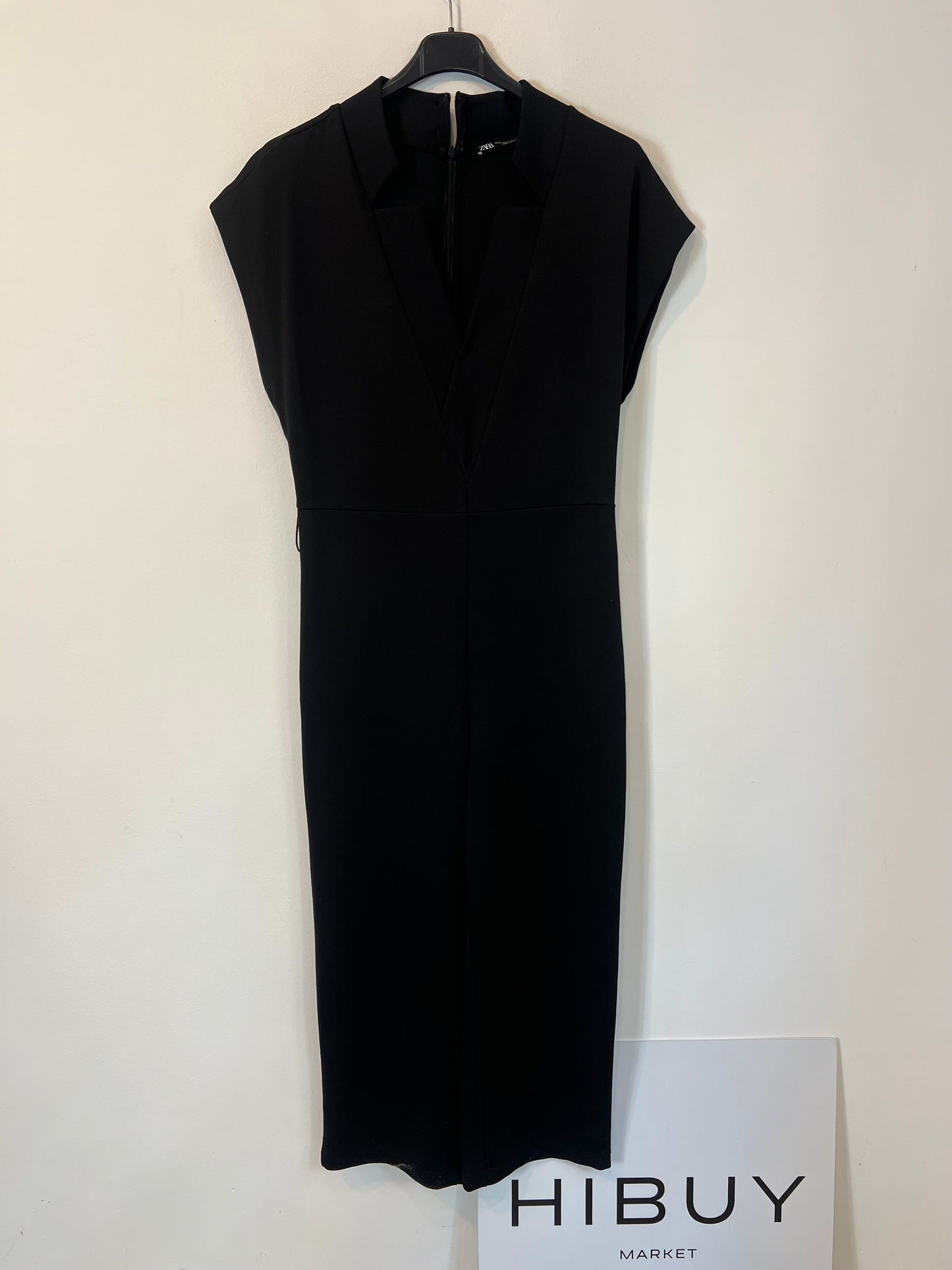 ZARA. Mono negro largo  T.m