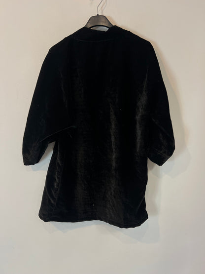 ZARA. Beige flowing blouse. Size M