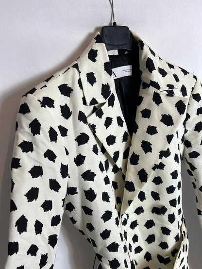 ZARA. Beige printed dress/jacket. Size XS