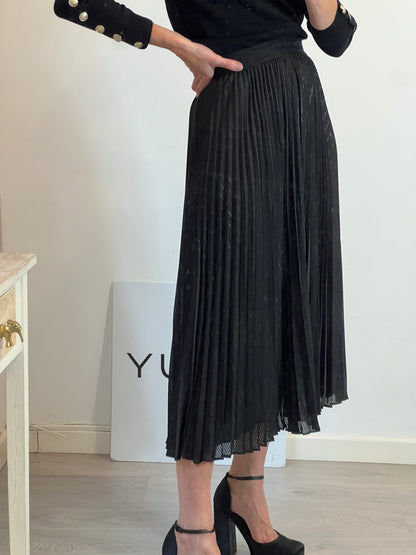 BA&SH. Falda midi negra plisada. T 0 (XS)