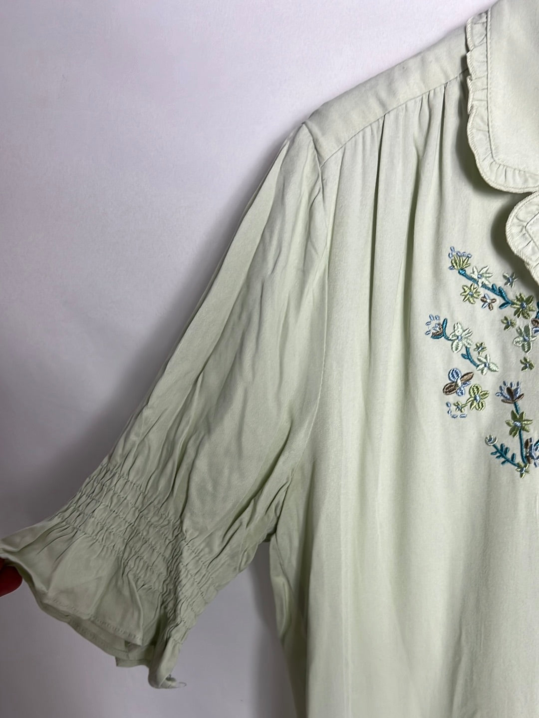 SIMPLE RETRO. Vintage style green blouse. TM