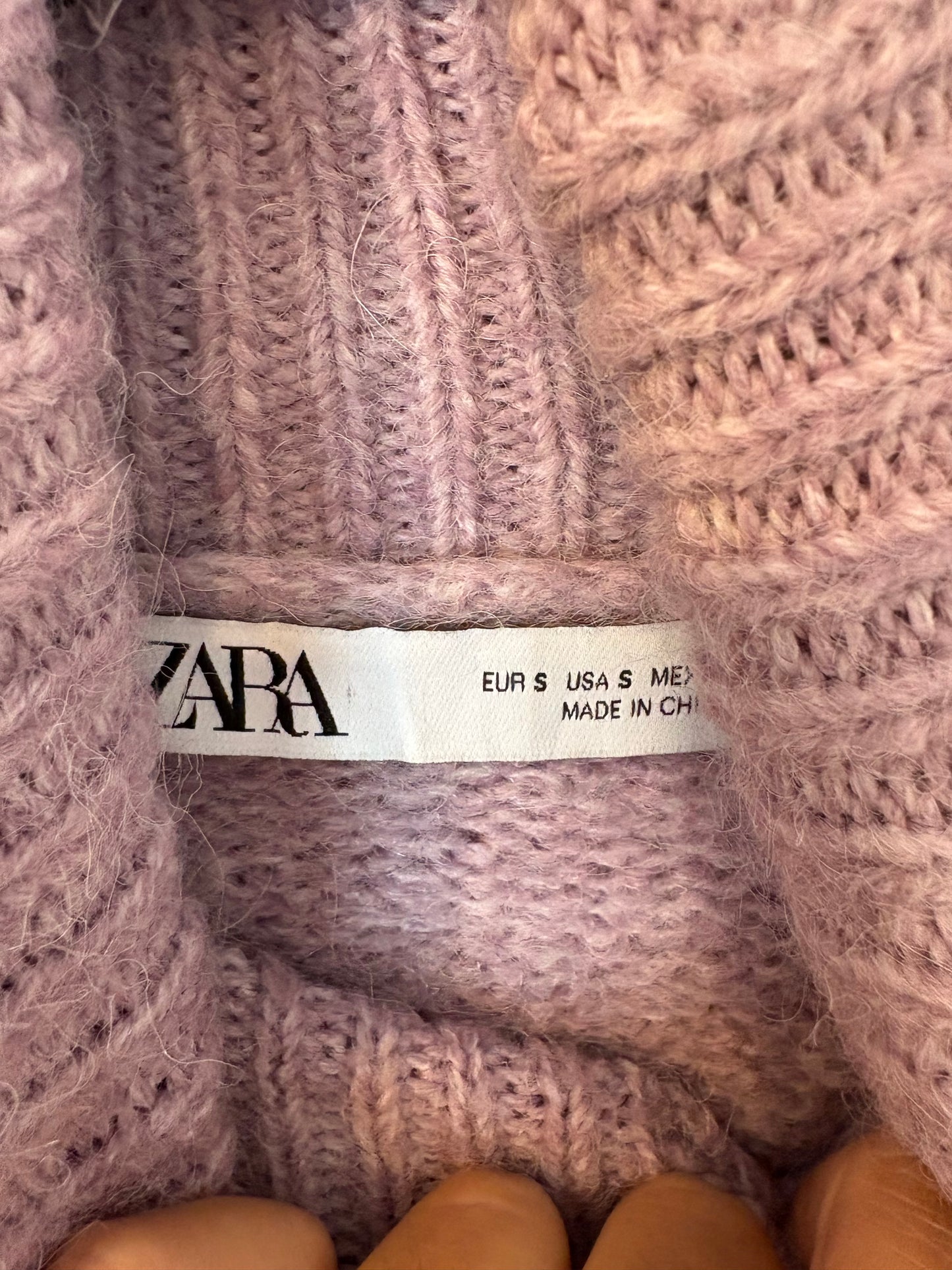 ZARA. Mauve wool sweater. TS
