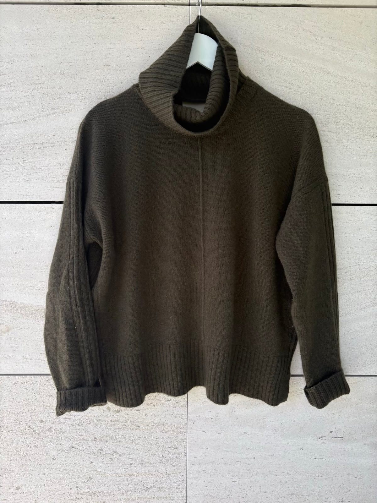 ABSOLUT CASHMERE. Jersey verde cuello extraible cashmere