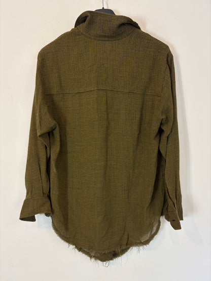 MASSCOB. Blusa verde caqui mezcla.