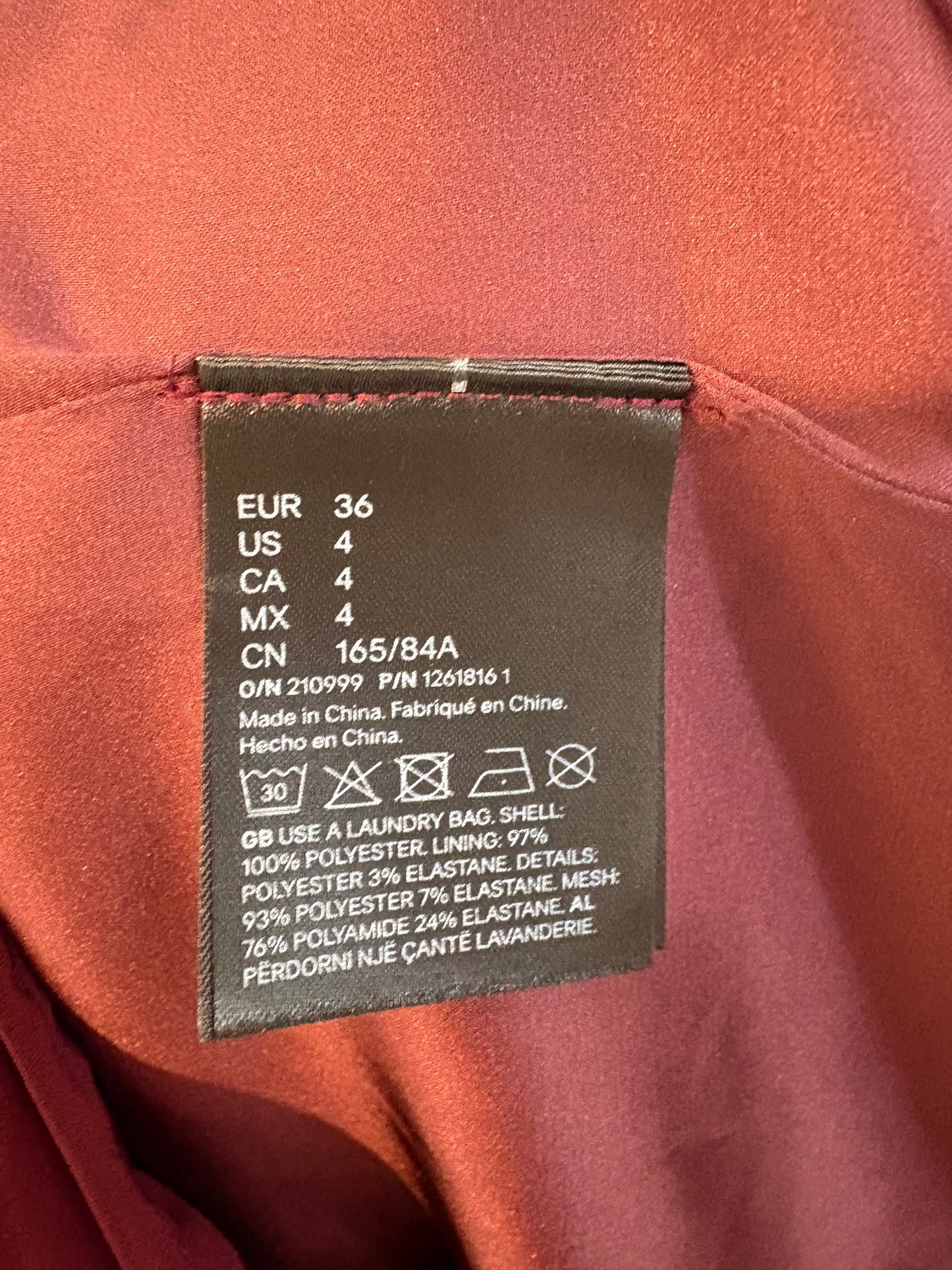 MAGDA BUTRYM x H&M. Mini vestido con maxiflor