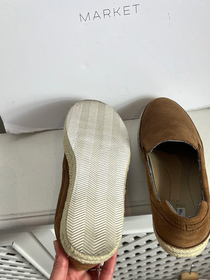 MASSIMO DUTTI. Zapatos piel esparto T.37
