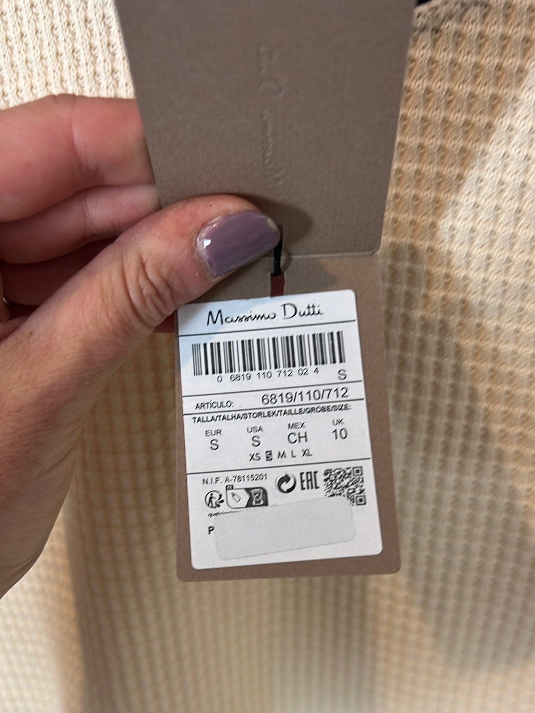 MASSIMO DUTTI. Top beige textura. T S