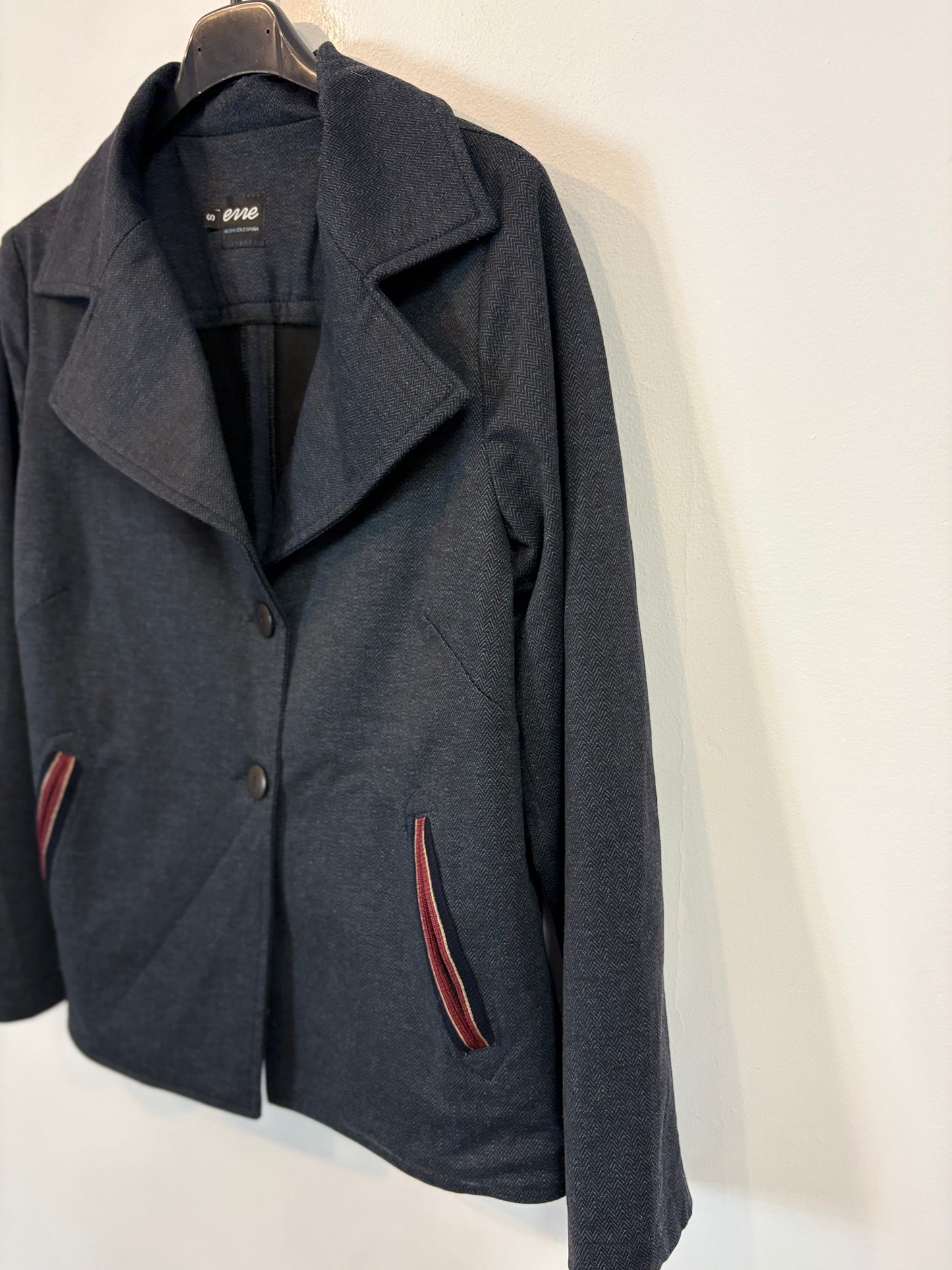 ERRE. Chaqueta espiga gris