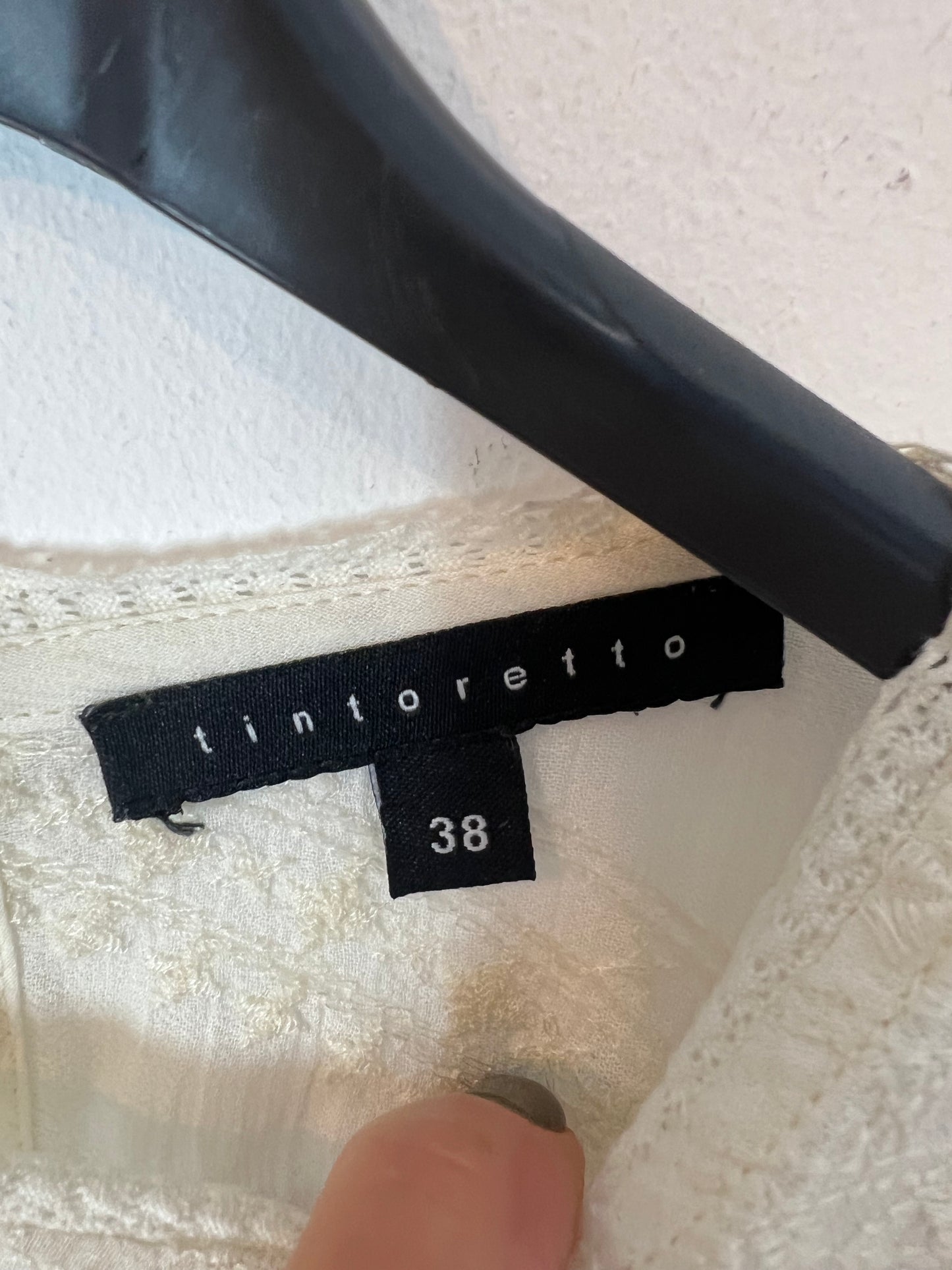 TINTORETTO. Embroidered beige blouse T.38