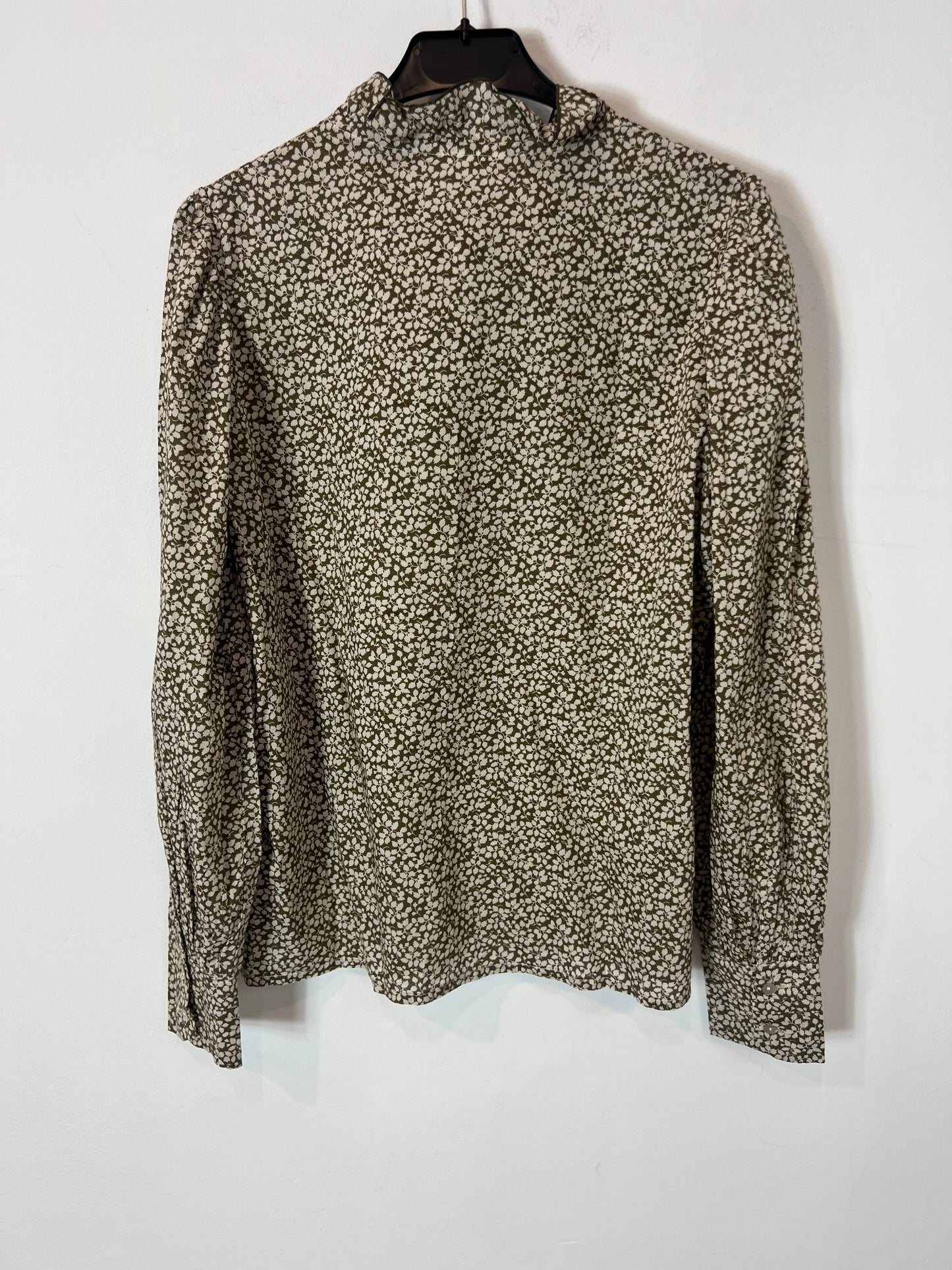 RITAVON. Green floral blouse Ts