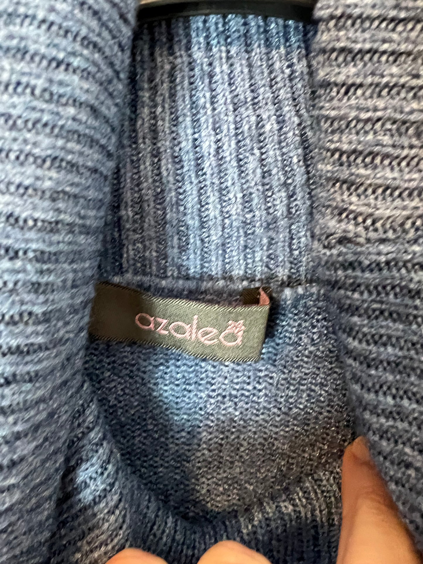 AZALEA. Turtleneck sweater with wool Tu(s/m)