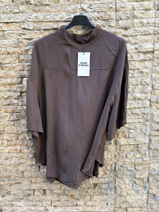 SEASONS. Blusa marrón fluida