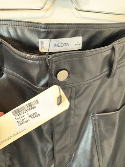 INEDITA. Conjunto negro efecto piel