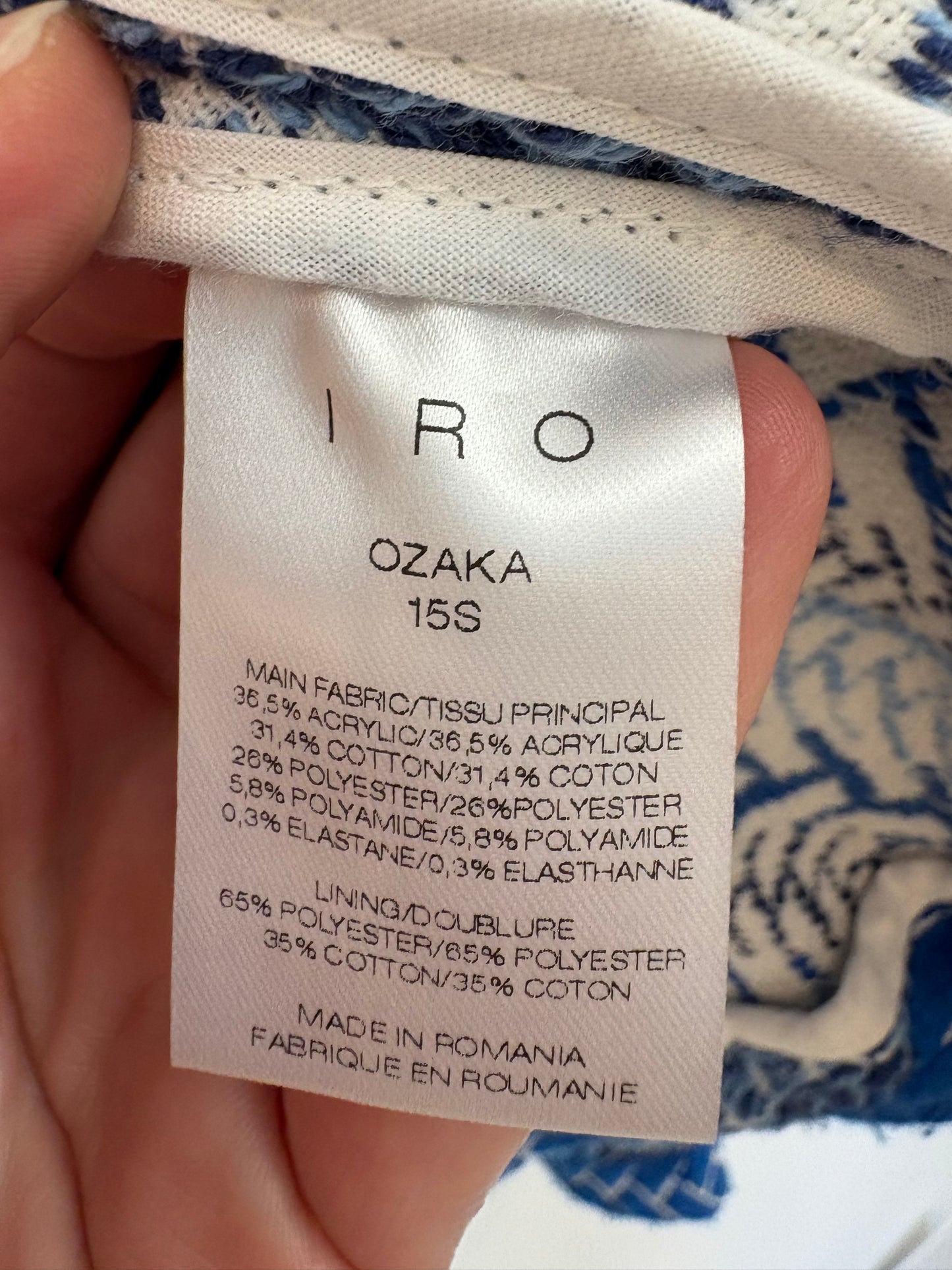 IRO. Chaqueta azul bordada