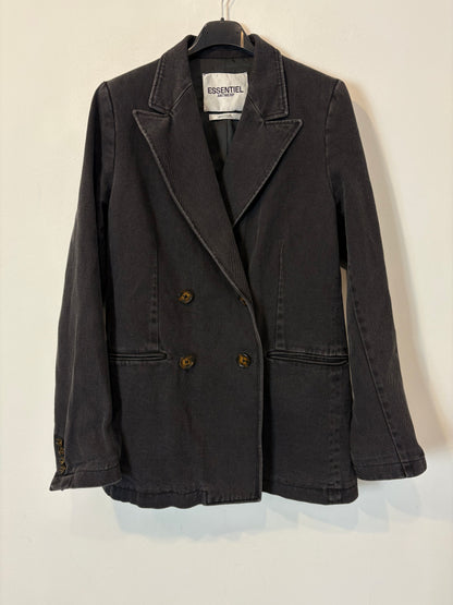 ESSENTIEL ANTWERP. Blazer azul denim