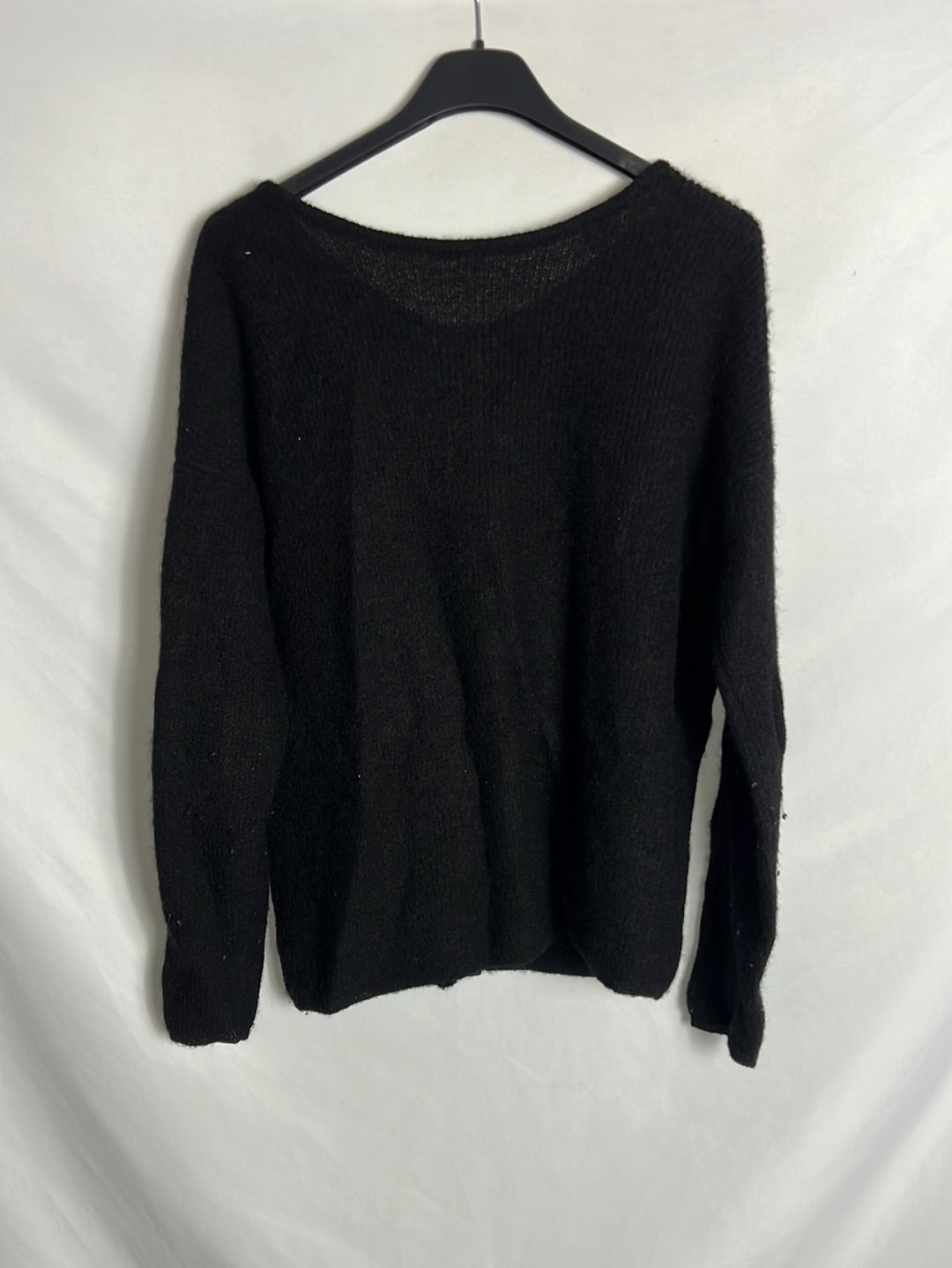 SÉZANE. Rebeca negra botones perla. T XS(S/M) (Tara)