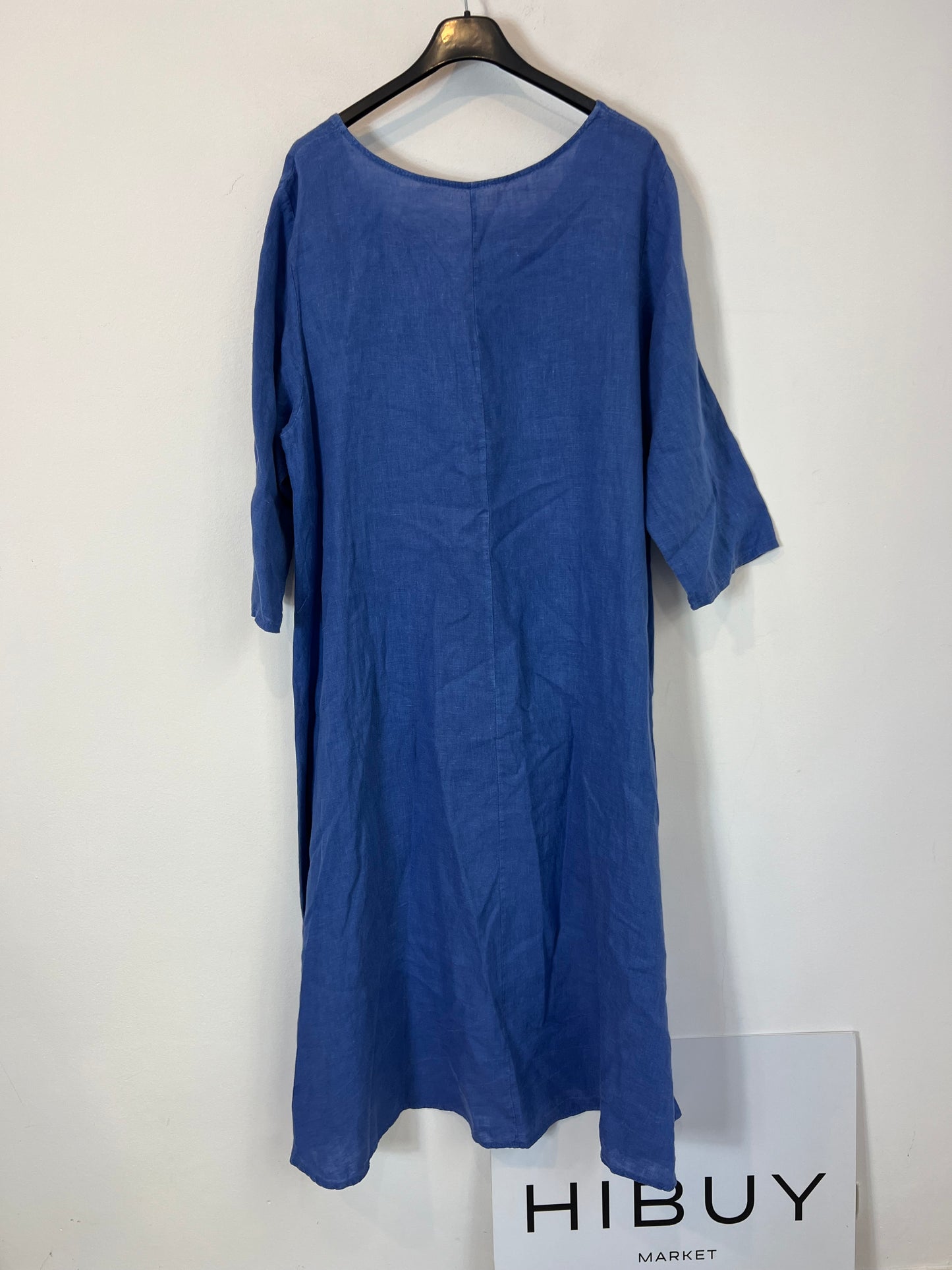 OTRAS. Top lino azul asimétrico. T M/L