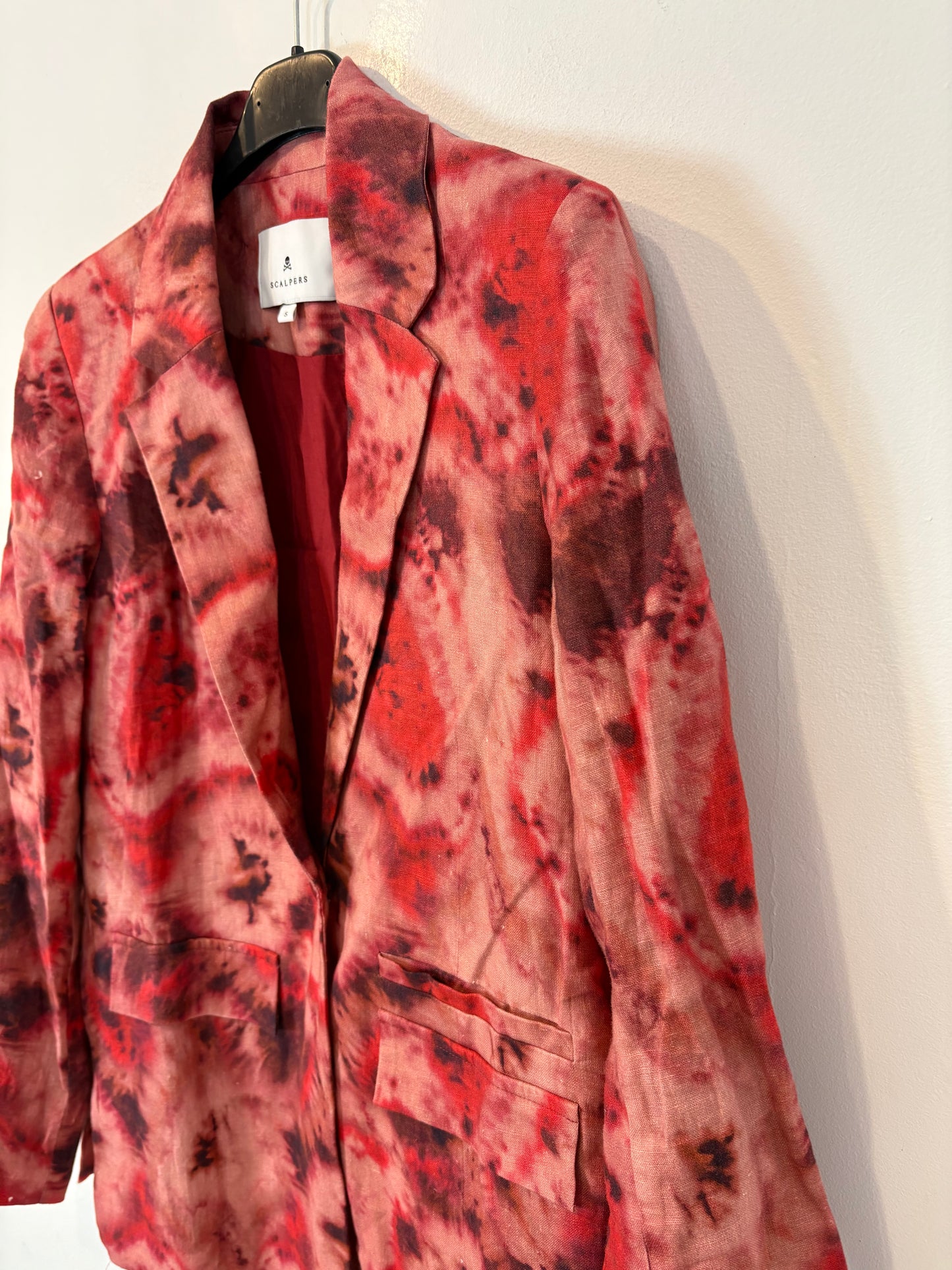 SCALPERS. Total look lino estampado. T S