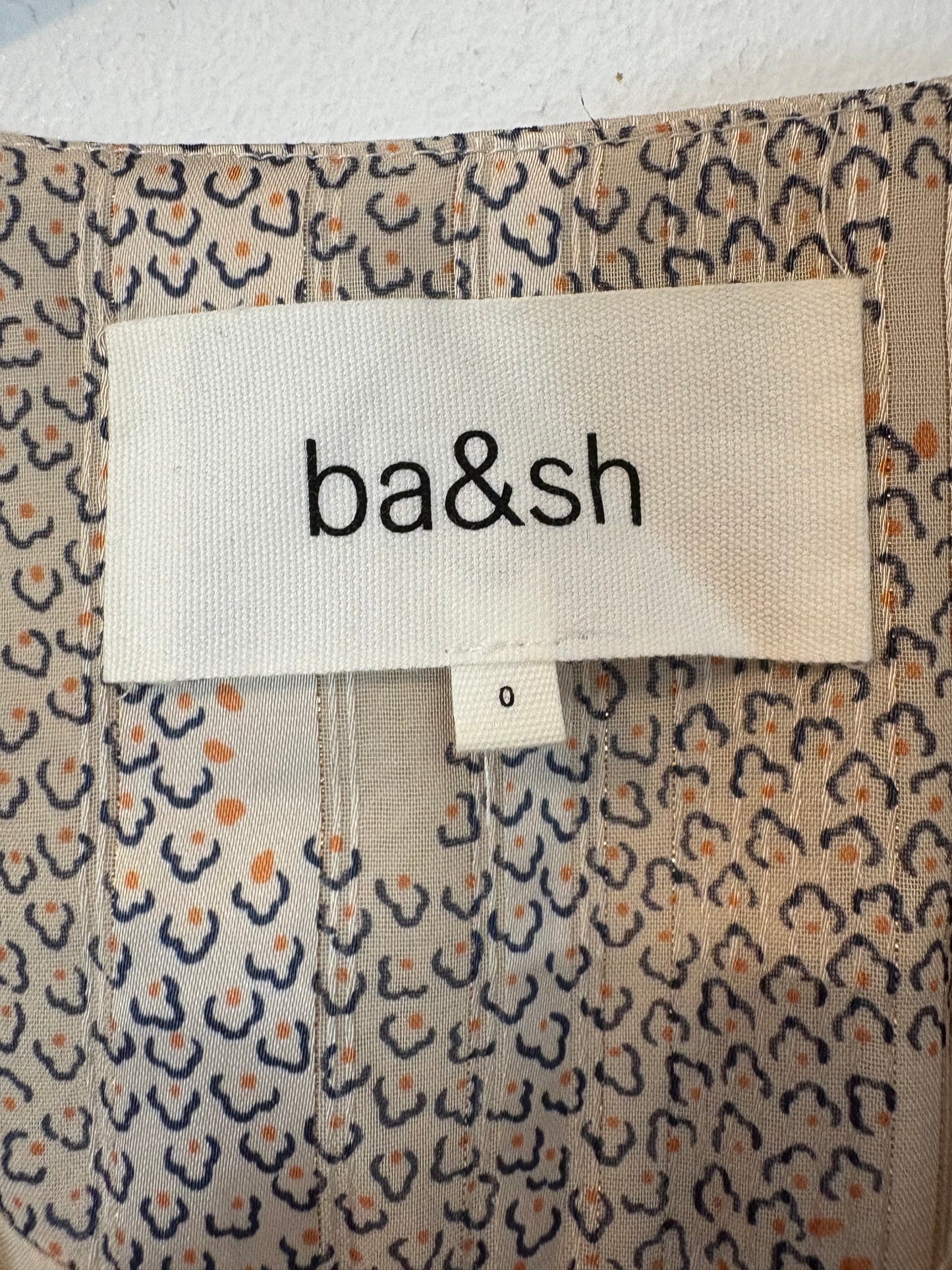 BA&SH. Vestido midi satinado cruzado