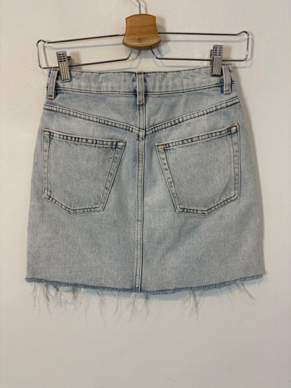 &OTHER STORIES. Falda denim abotnada