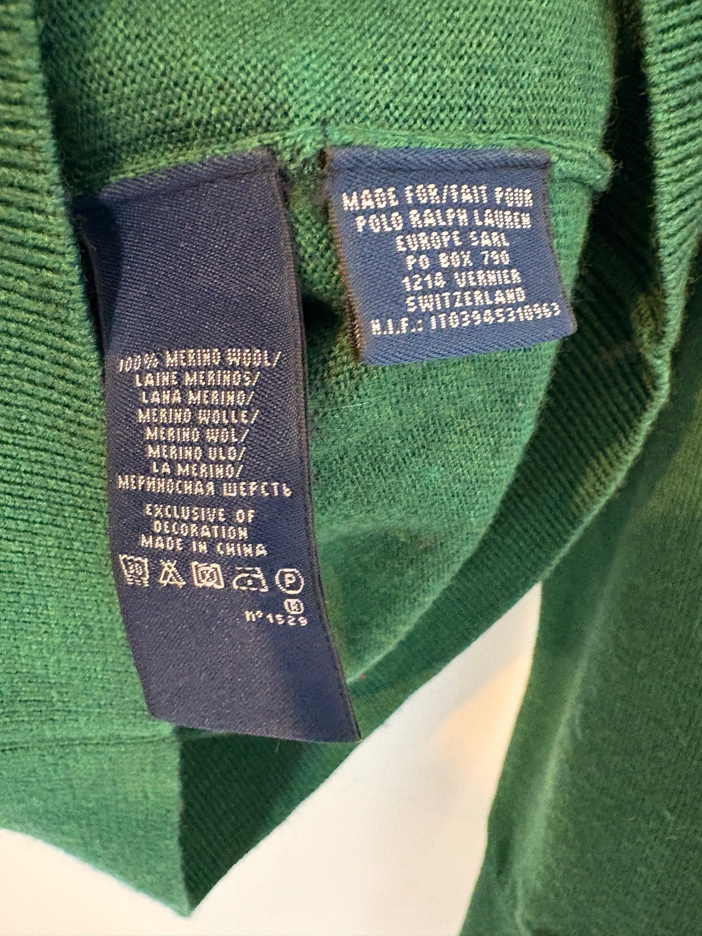 RALPH LAUREN SPORT. Jersey verde lana cuello pico