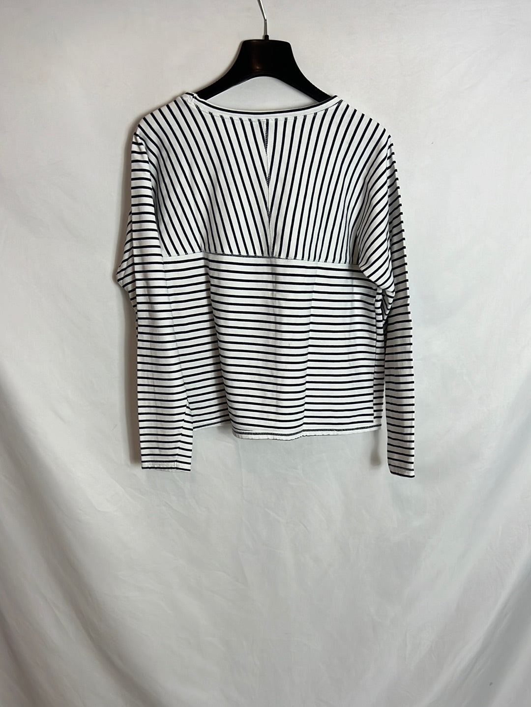 ZARA. Sudadera rayas estampada T.S