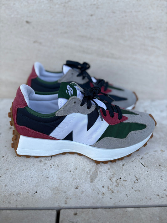NEW BALANCE. Modelo 327 colores. T 38.5