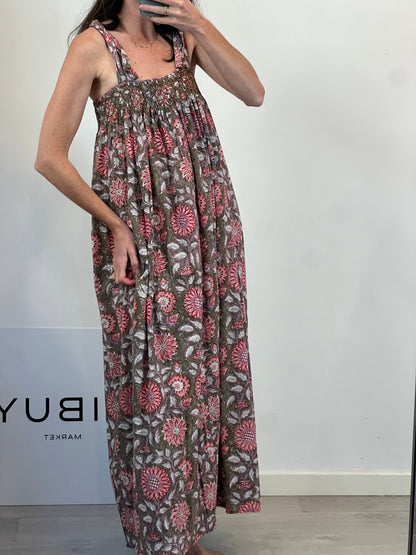MININA LOVES. Vestido largo de flores