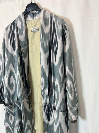 BALAKATA. Chaqueta seda estampada. T M
