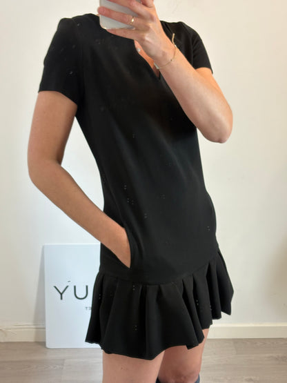 MAJE. Vestido negro corto bolsillos. T 38