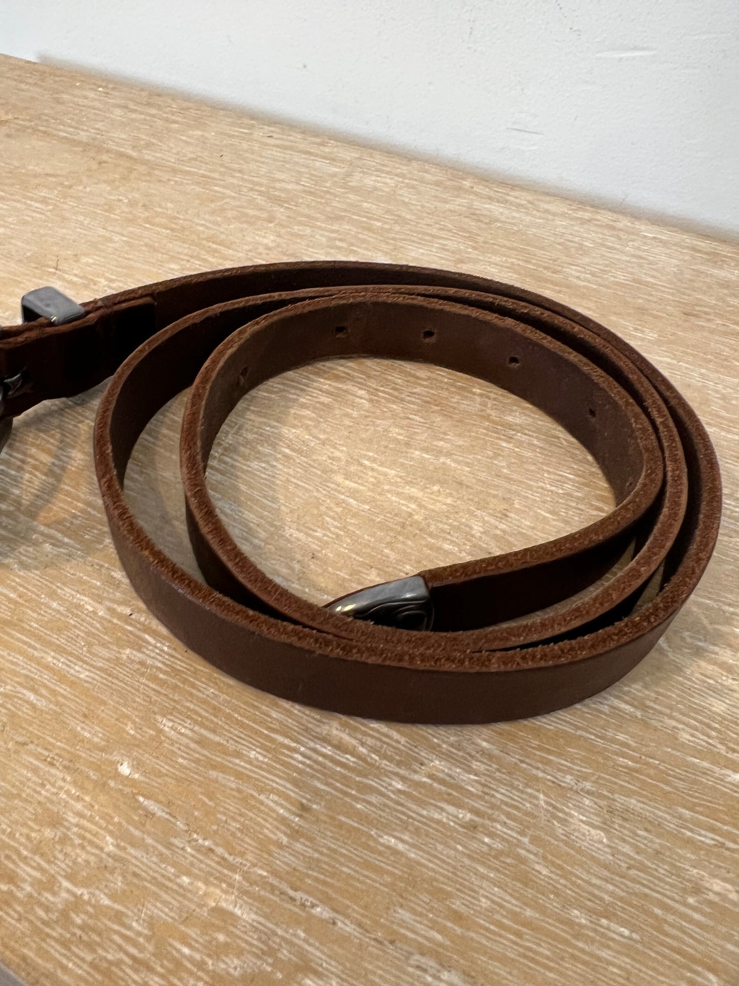 OTHERS. Brown leather belt. TS/M