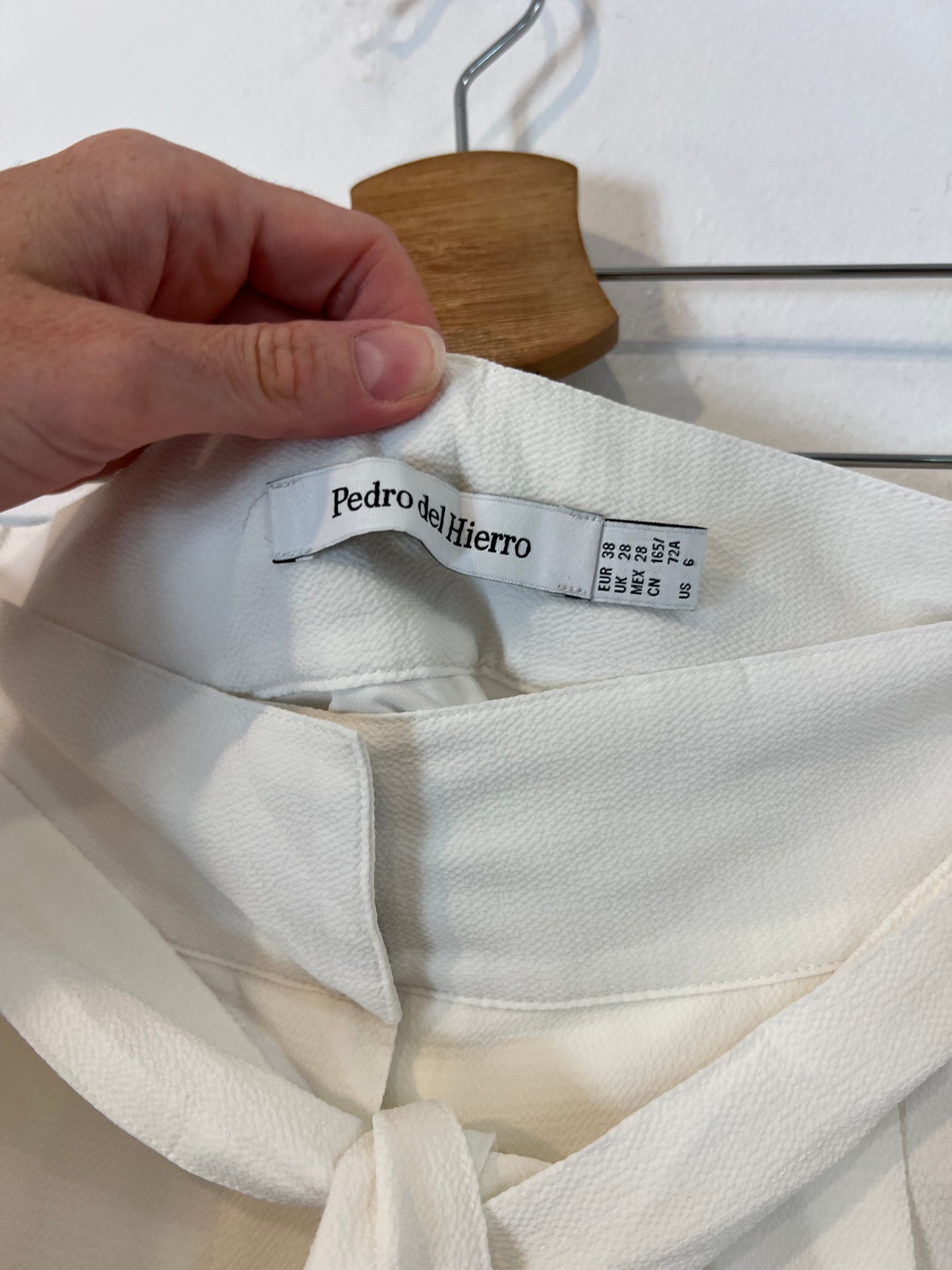 PEDRO DEL HIERRO. Flowy shorts, size 38