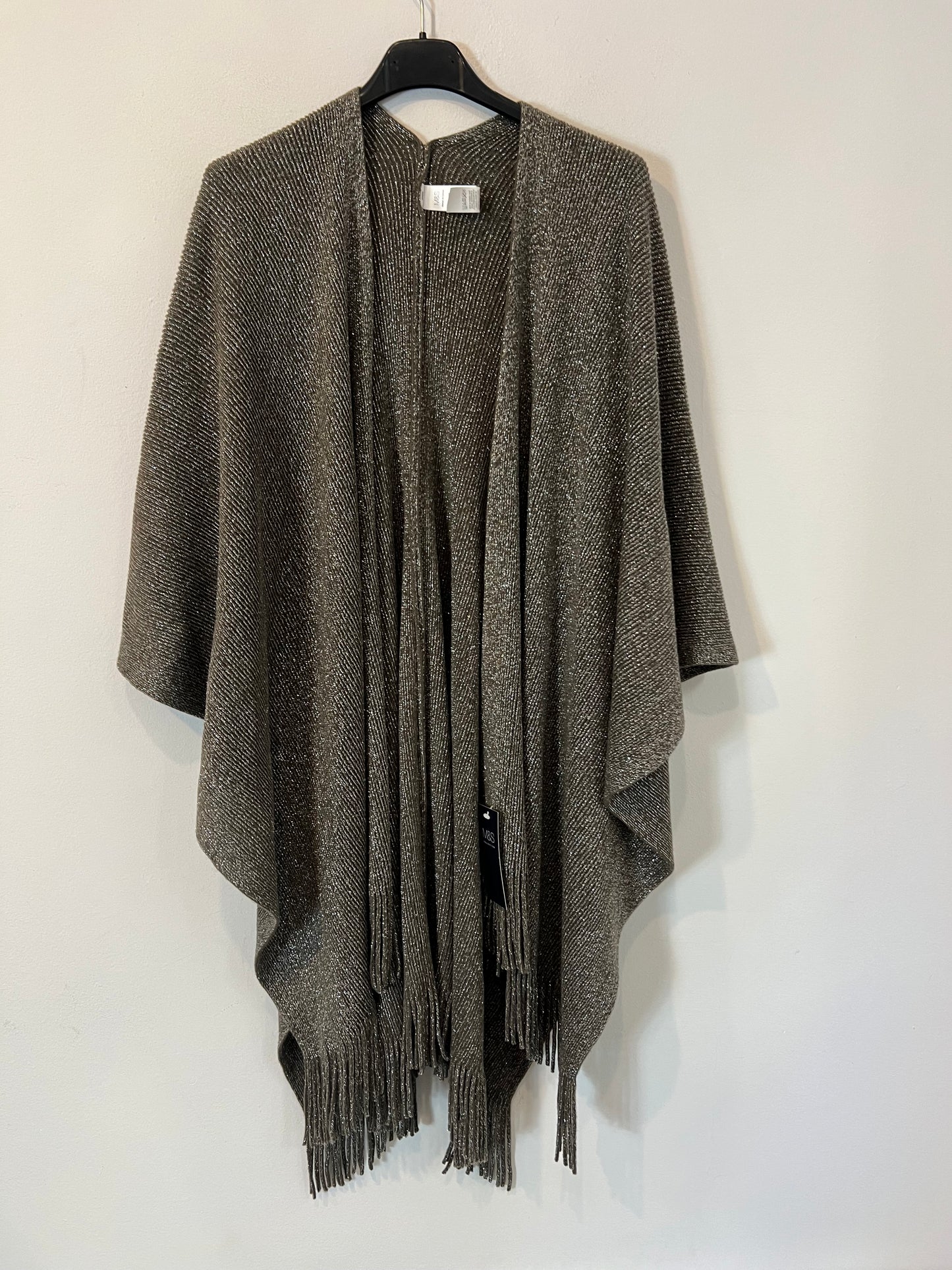 MARKS&SPENCER. Poncho punto gris hilos